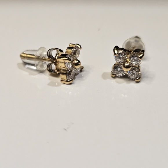 NEW Gold-Tone Stainless Steel & Cubic Zirconia Flower Stud Earrings - Picture 7 of 7